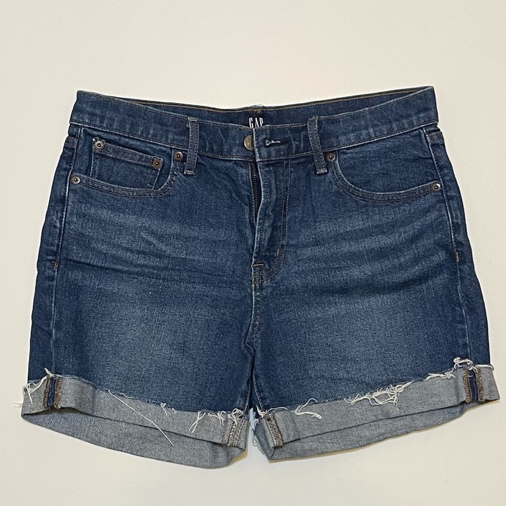 GAP JEAN SHORTS women’s size 28